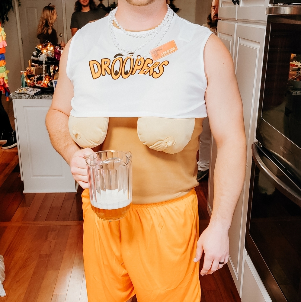 Droopers costume ( Hooters ) - Picture 5 of 5